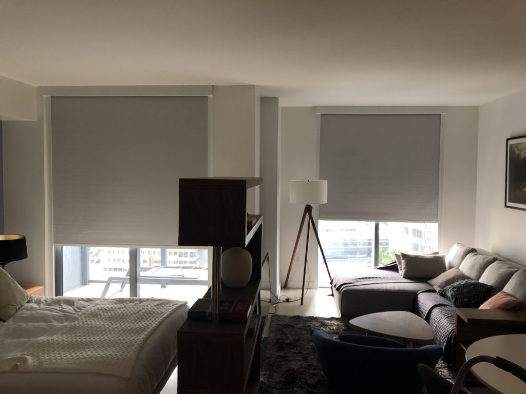 roller shades in an apartement